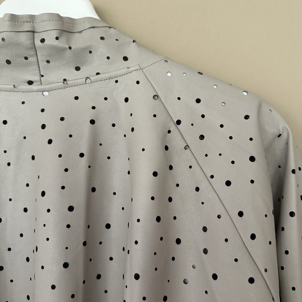 Planet Lauren G $312 Faux Leather Jacket Beige Women M (4-8) Artsy Holey lagenlo - Picture 7 of 11